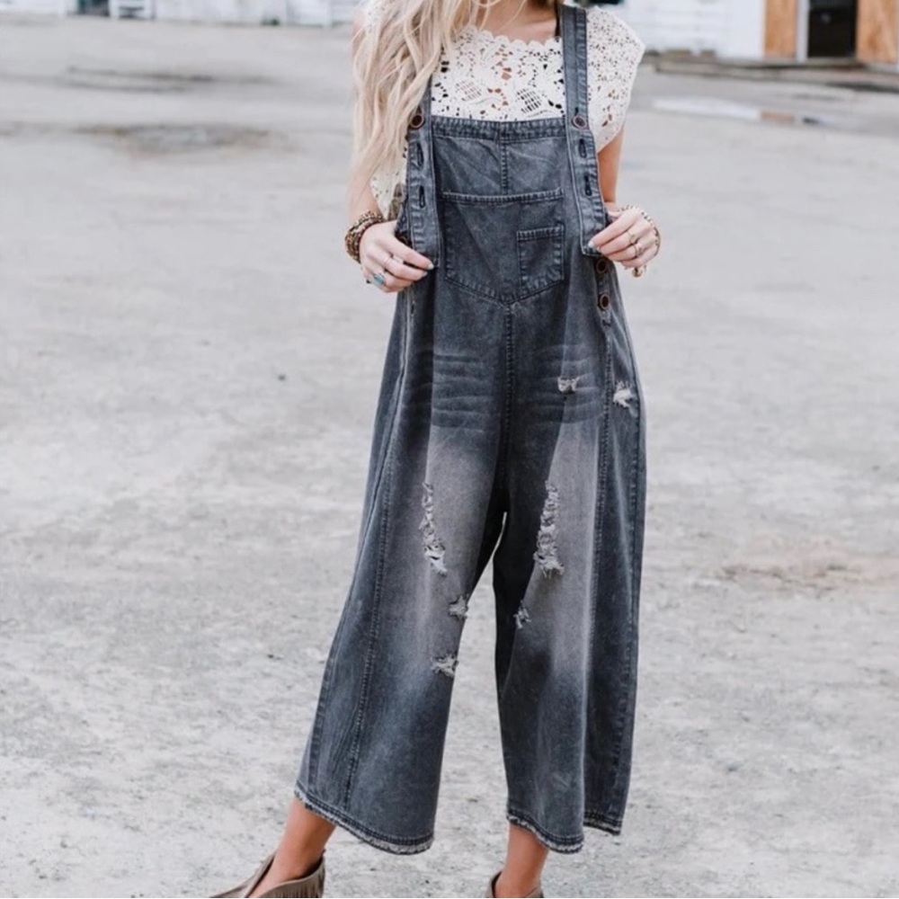 Three Bird Nest High Hopes Slouchy Black Overalls Distressed (Medium)